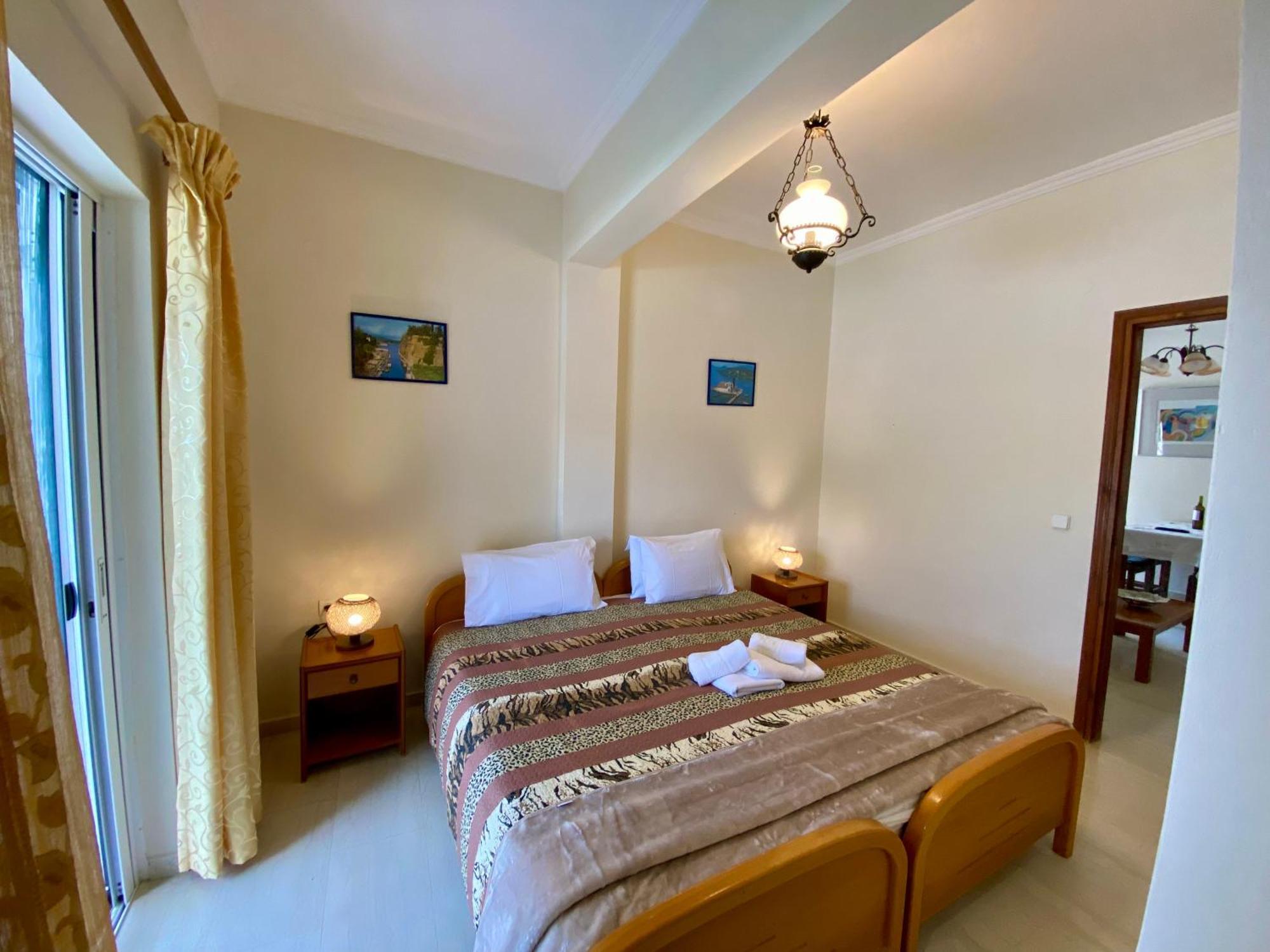 Thomas Apartments Дасія Екстер'єр фото
