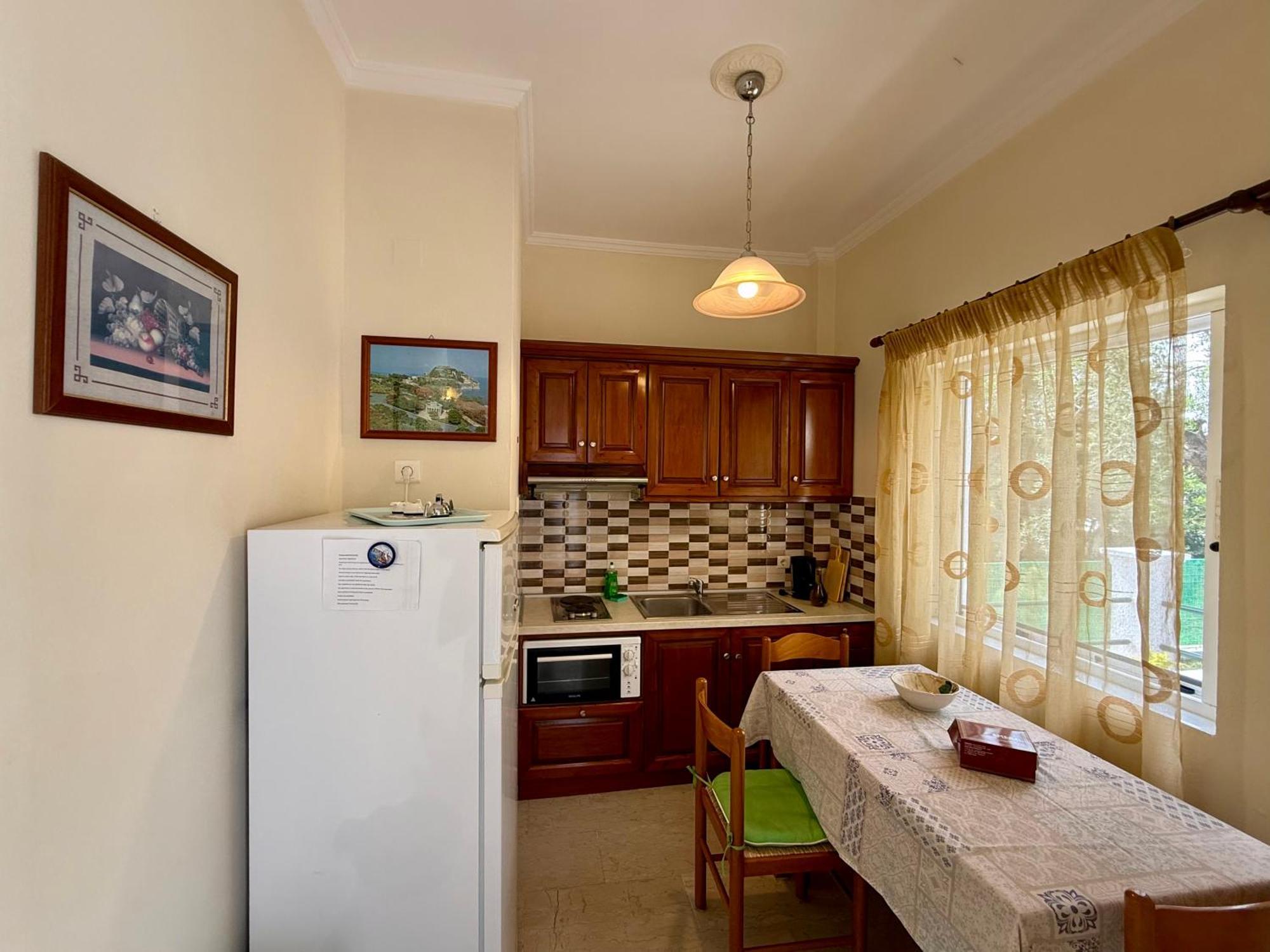 Thomas Apartments Дасія Екстер'єр фото